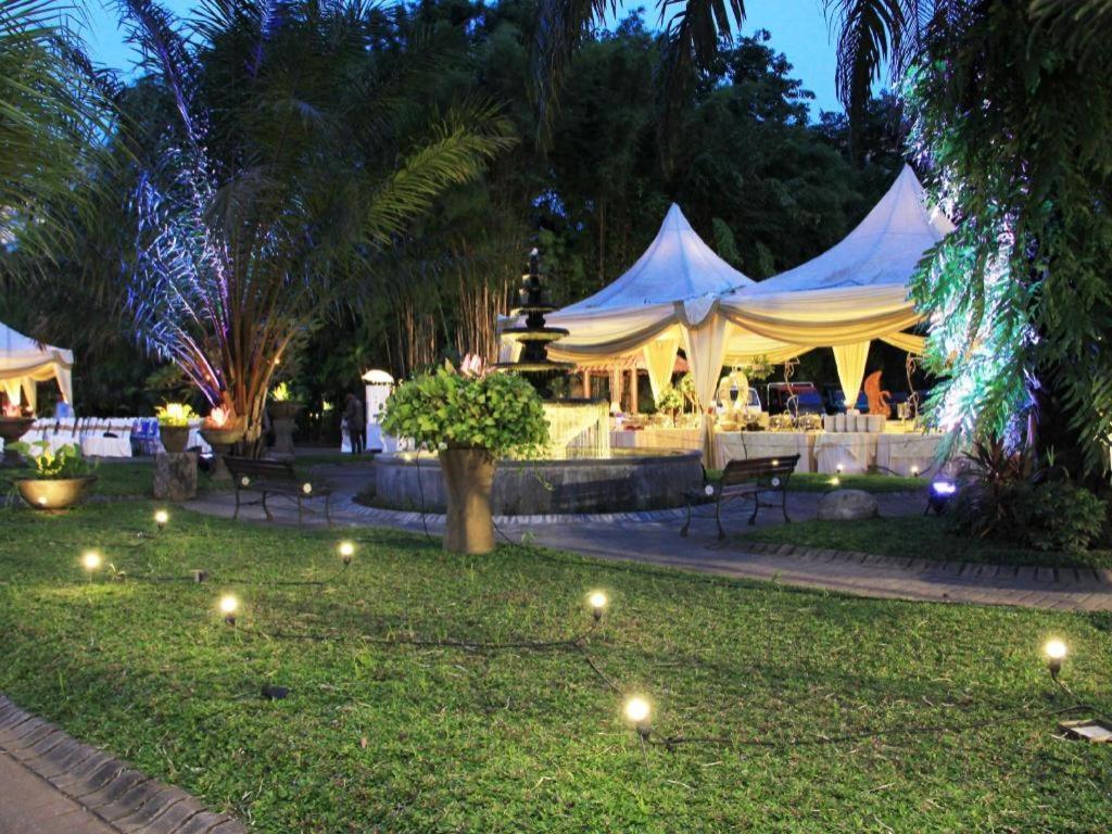 Hotel Narita Classic Surabaya